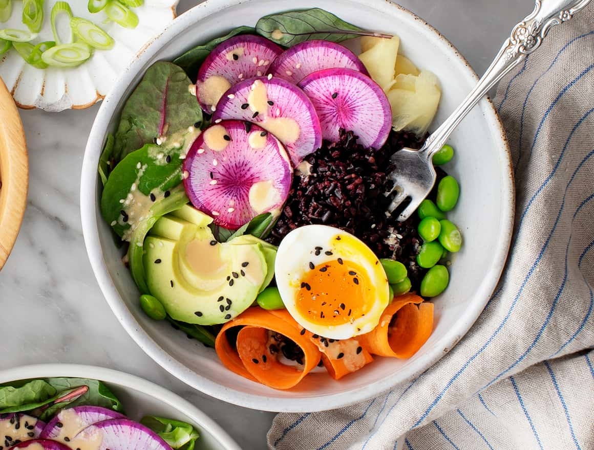 Colorful veggie power bowl
