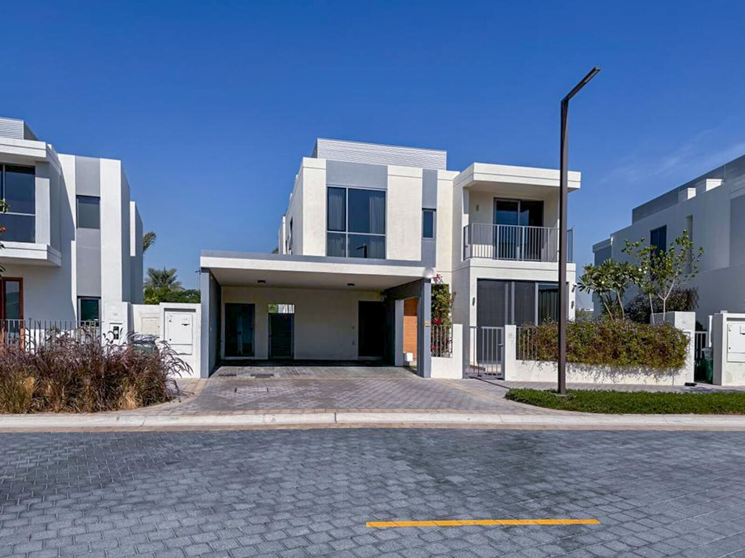 Modern four-bedroom villa with contemporary design