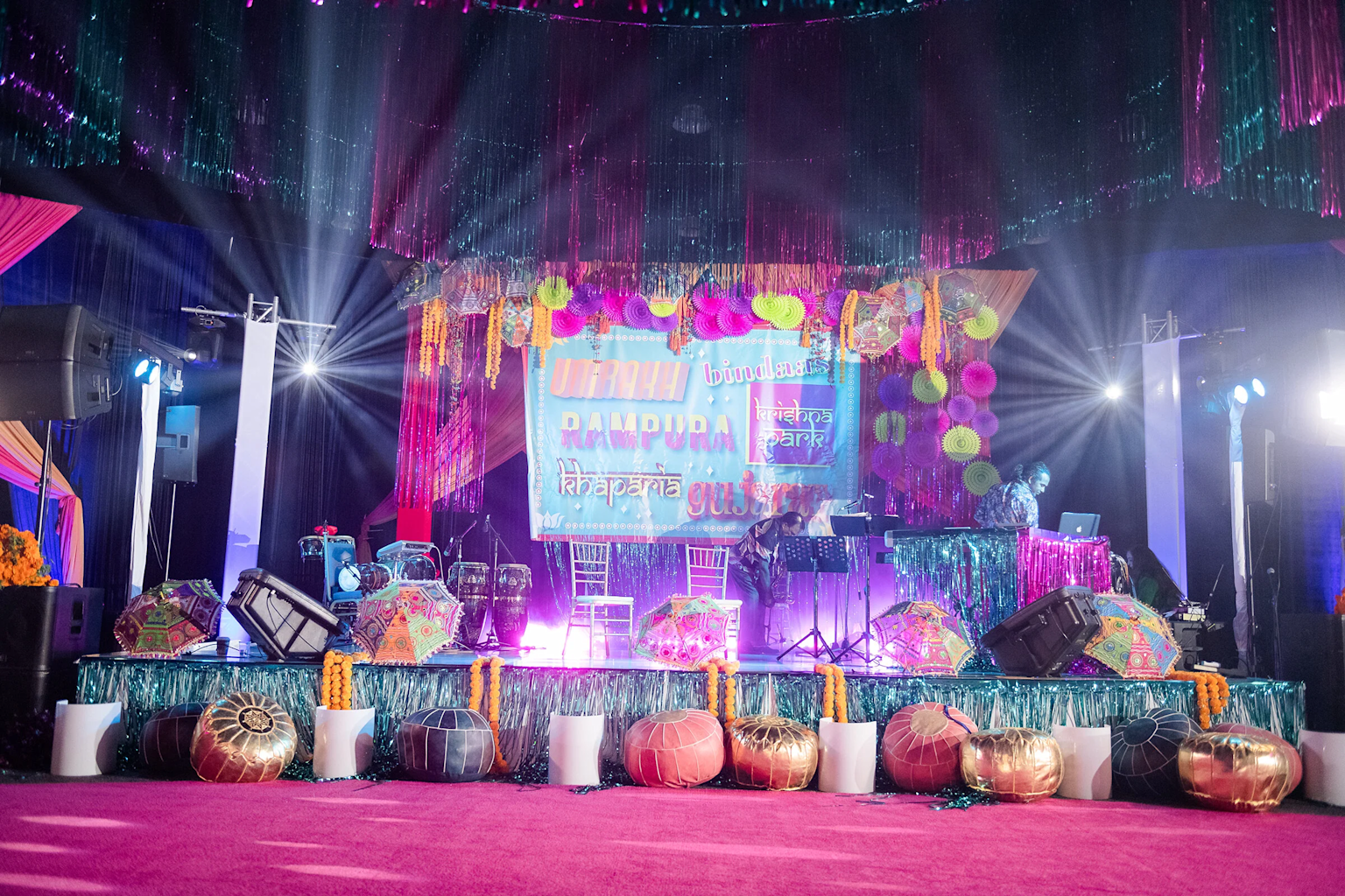 Oświetlenie eventowe i dekoracja sceny