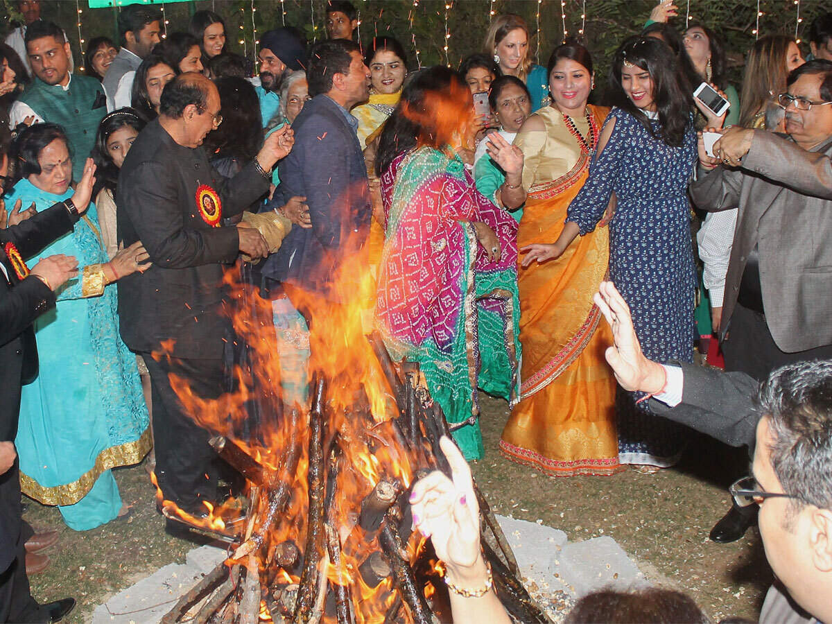 lohri: Lohri celebrated with traditional fervour in Punjab 