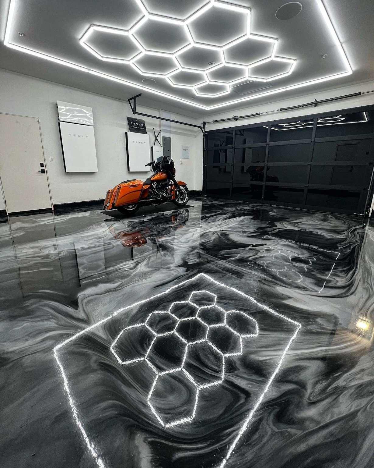 Metallic Swirl Epoxy Flooring