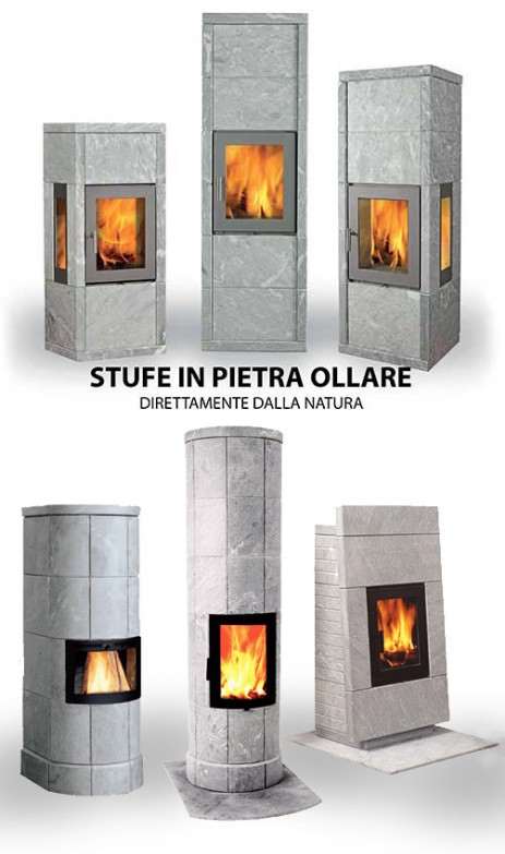 Stufa ad accumulo rivestita in maiolica in ambiente living