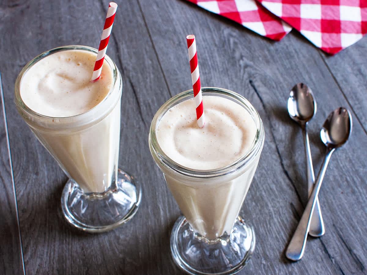 In-N-Out Vanilla Shake