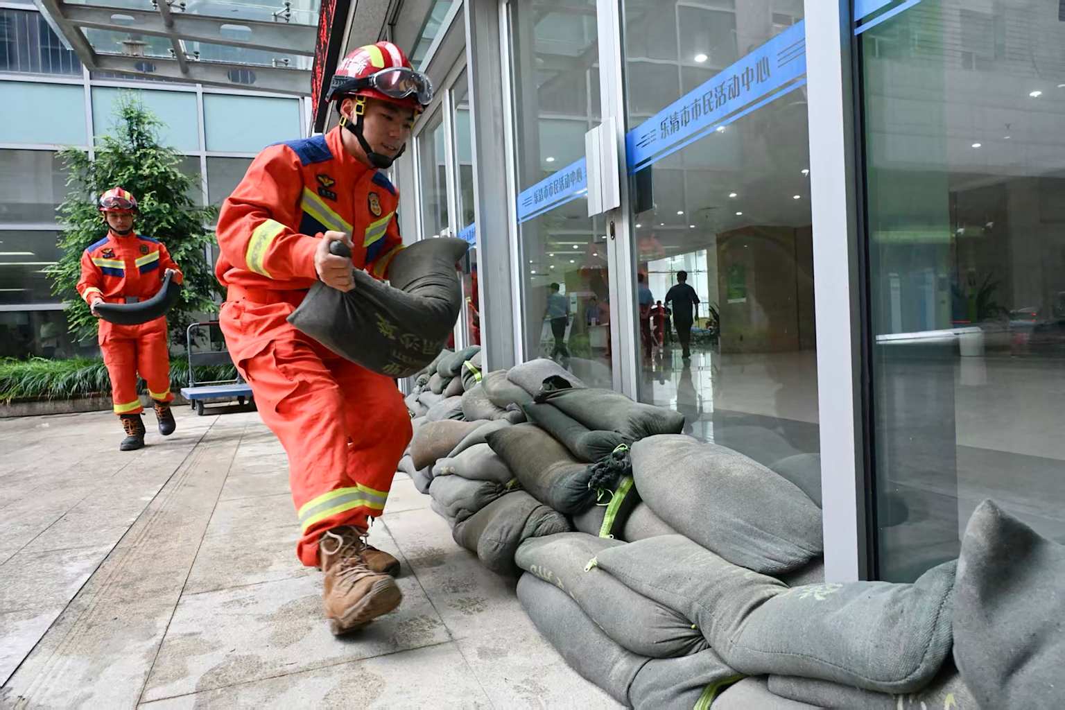 China evacúa a 1,8 millones de personas ante la llegada del tifón Bavi