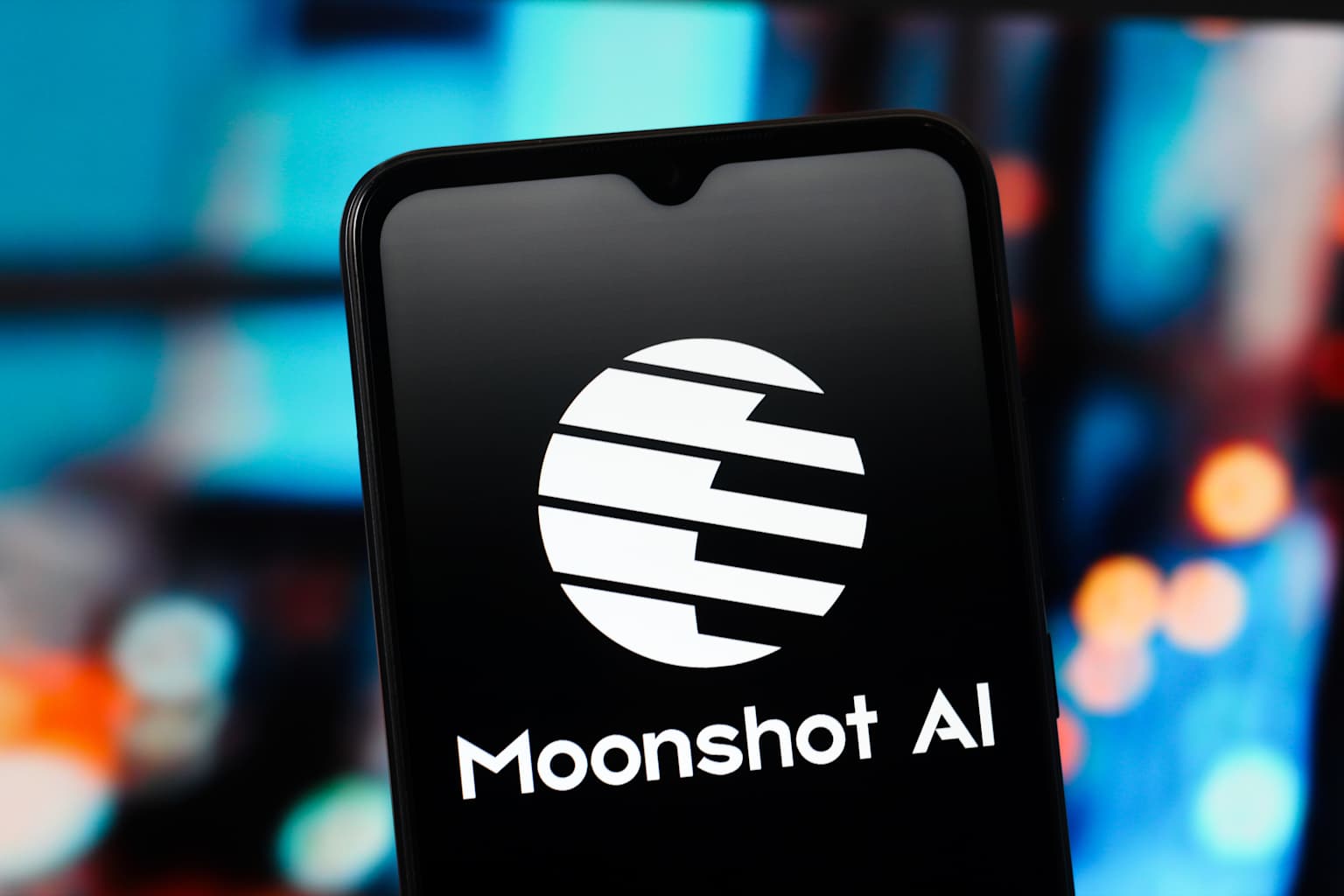 El lanzamiento de Kimi K3 de Moonshot desata una caída de acciones de IA en Hong Kong