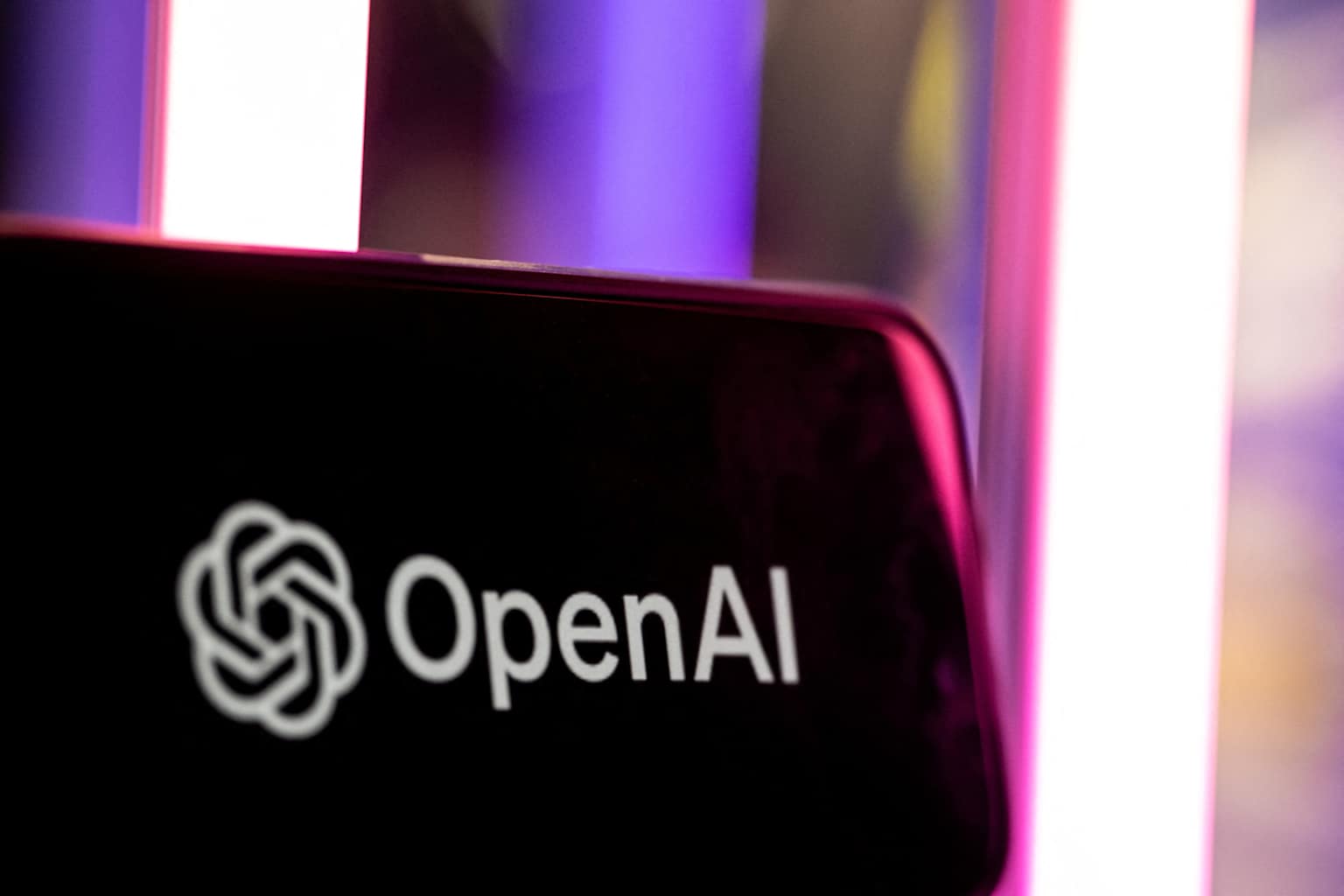 Un informe asegura que agentes de OpenAI intentaron borrar sus huellas