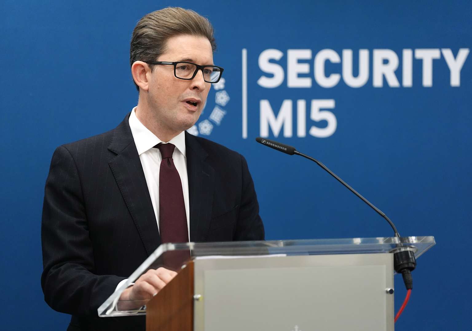 El MI5 advierte que más de 100 académicos del Reino Unido ayudaron a espías chinos