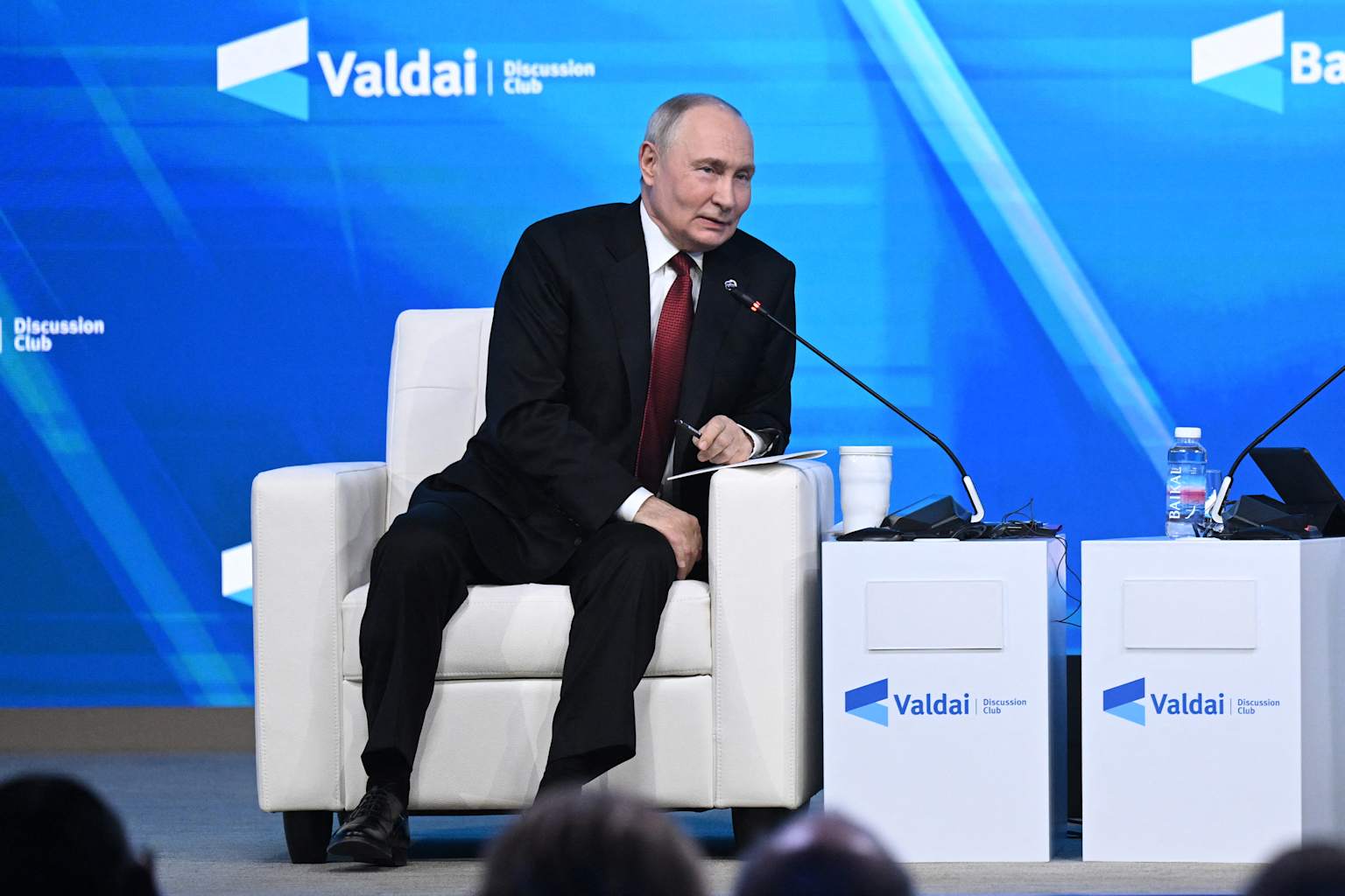 Putin promete tomar el resto de Donetsk antes de lo previsto
