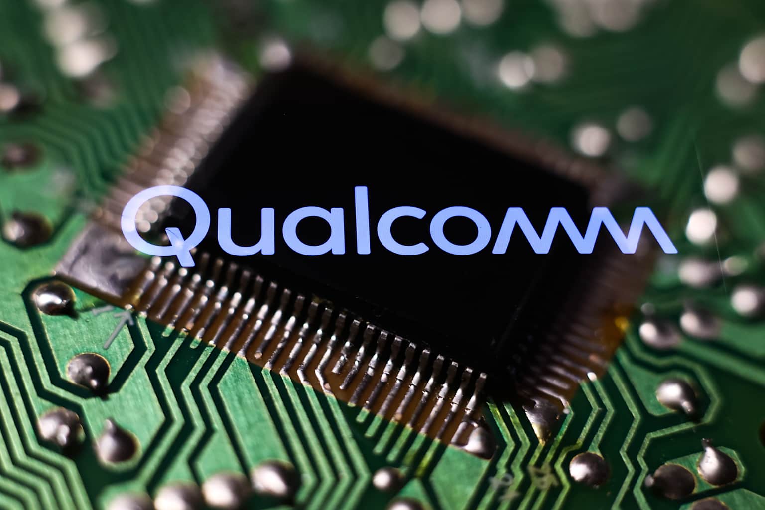 El jurado analiza si Arm incumplió la licencia de chips de Qualcomm
