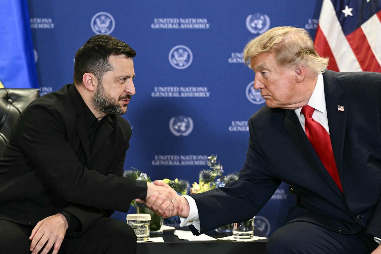 Zelenski dice que se siente traicionado por Trump por el acuerdo con Rusia